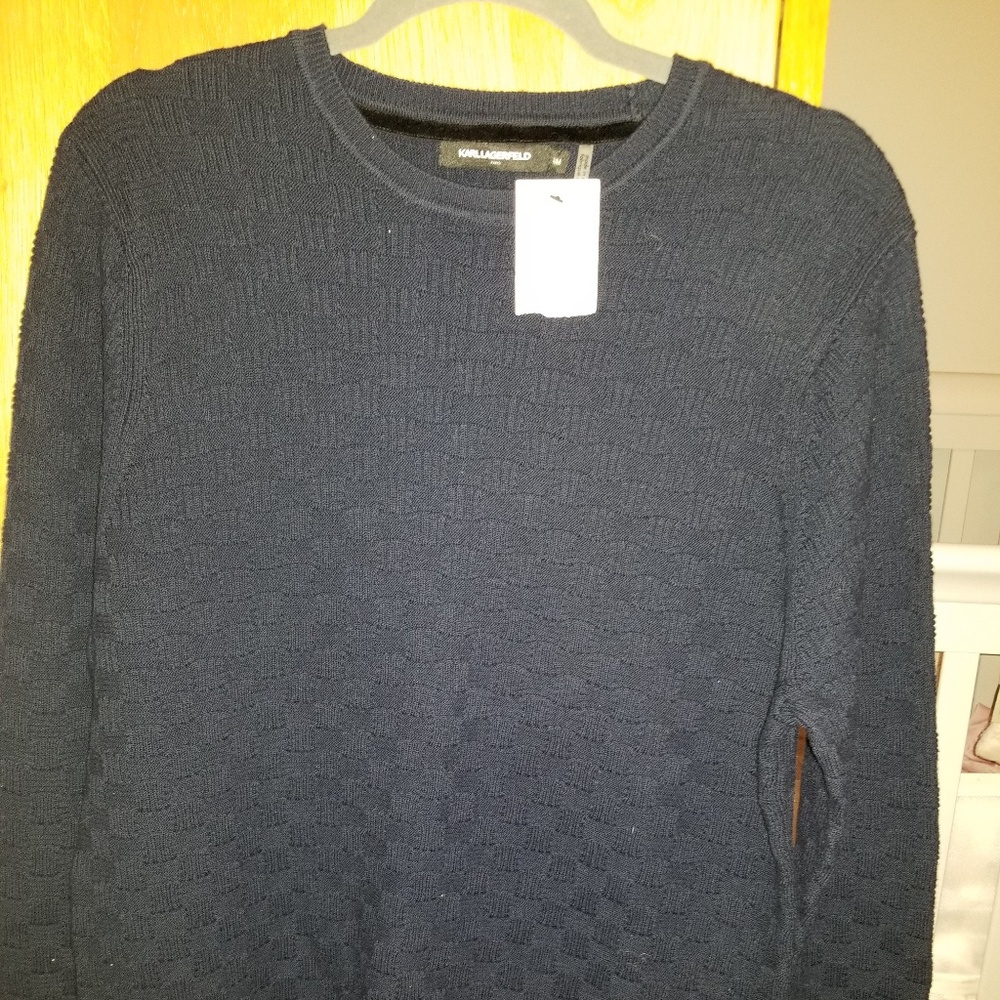 Cable sweater